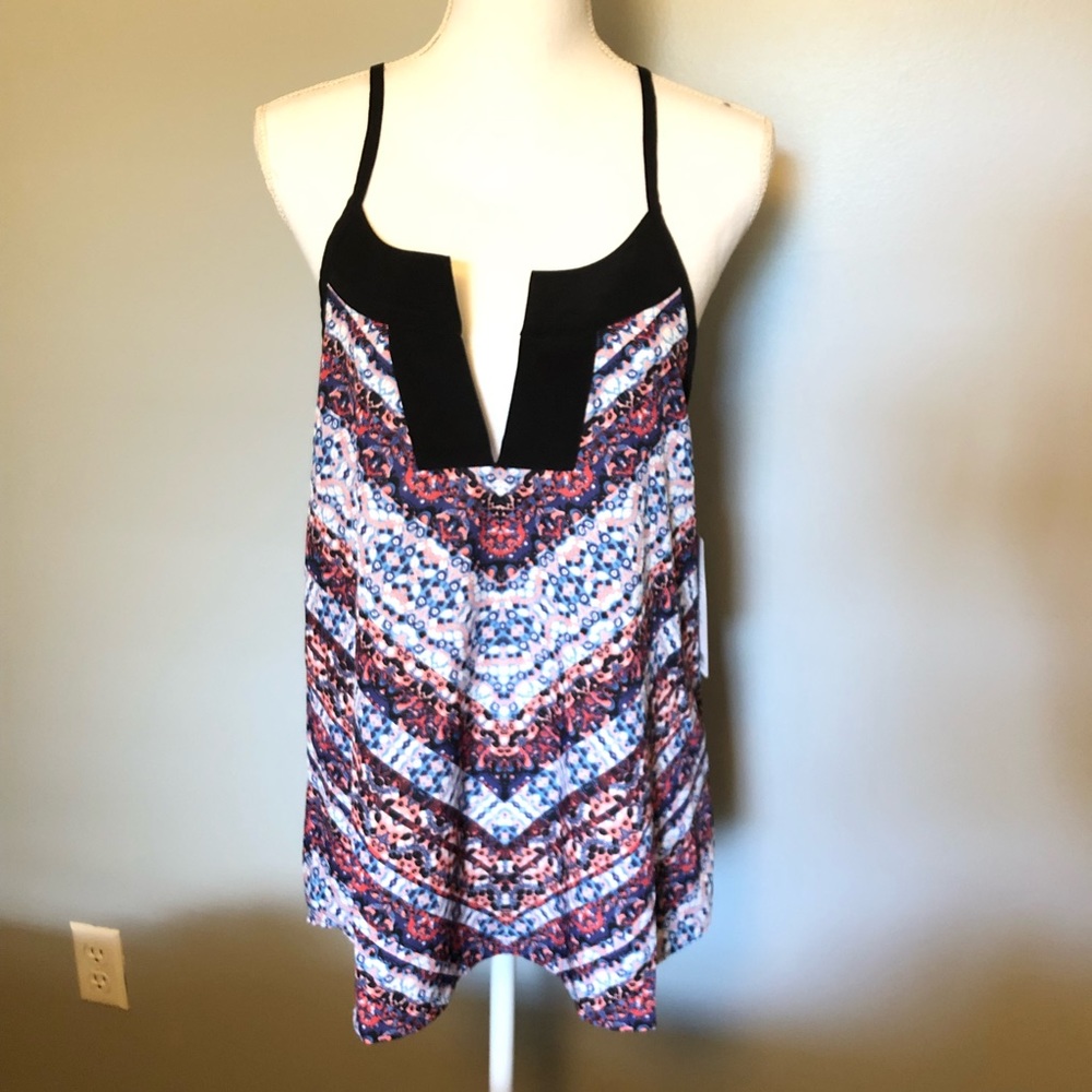 NWT Athleta Chevron Dunes Tank Size Small